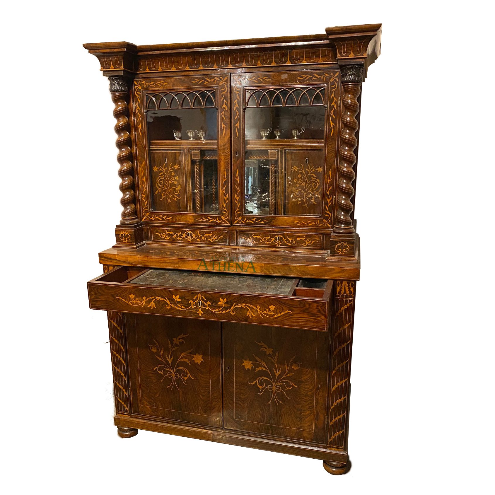 Mobile a doppio corpo.l